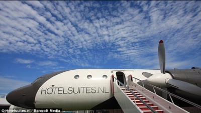 !Transformaron un avi&oacute;n y lo convirtieron en hotel!