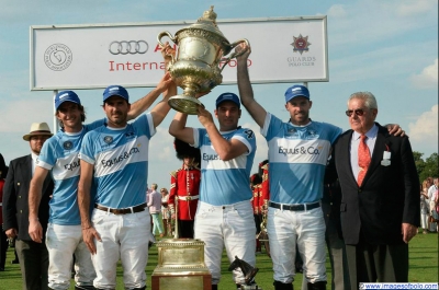 Argentina se promociona en la Coronation Cup 2014