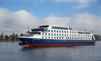 Nuevo crucero de Australis fue lanzado al agua y afina detalles para comenzar su traves&iacute;a por los canales patag&oacute;nicos
