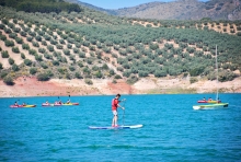 El Embalse de Izn&aacute;jar da la bienvenida a las actividades n&aacute;uticas