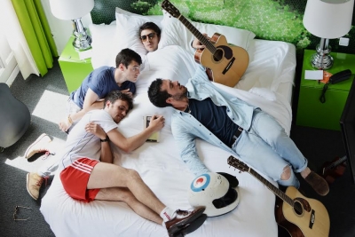 Hay una banda en mi habitaci&oacute;n.  Conciertos en realidad virtual para turistas