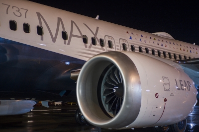 El debut del primer 737 MAX 8 de Boeing